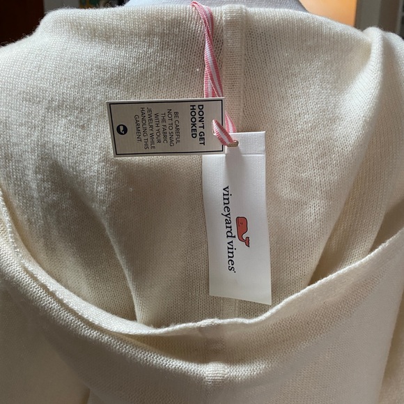 Vineyard Vines hooded sweater stripe Cashmere/Linen, SZ medium, ivory, (NWT) - Picture 8 of 14